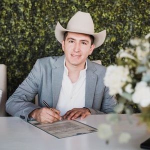 Meet your Posher, Norman